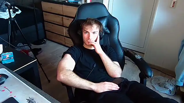 Rudi2007Eye online show from February 26, 2026, 2:50 pm