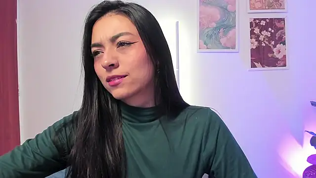 Snapshot of canelleGarces chatting on December 4, 2025, 11:15 pm canelleGarces online show from December 4, 2025, 11:15 pm