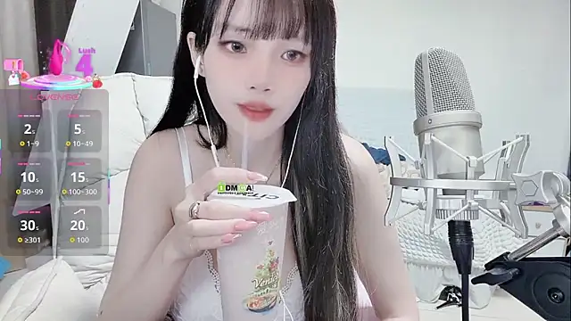 Snapshot of twlilybae chatting on November 15, 2025, 4:27 am twlilybae online show from November 15, 2025, 4:27 am