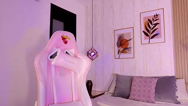 Ayleen Dunkan online show from September 30, 2025, 12:11 pm