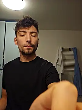 scopamiforte20cm online show from January 13, 2026, 4:44 pm