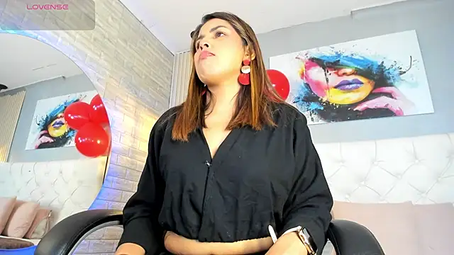 scarletbaker  online show from December 1, 2025, 7:15 pm