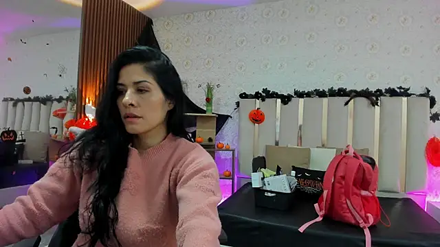 Snapshot of BLUE_TAY1 chatting on October 28, 2025, 12:04 pm BLUE TAY1 online show from October 28, 2025, 12:04 pm