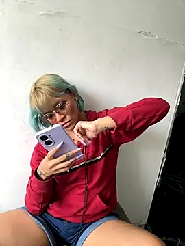 Brutal FullUrgia69 online show from December 3, 2025, 3:33 pm