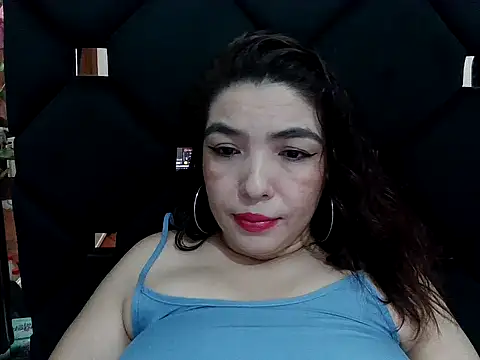 vegacristal88 online show from September 12, 2025, 3:01 pm