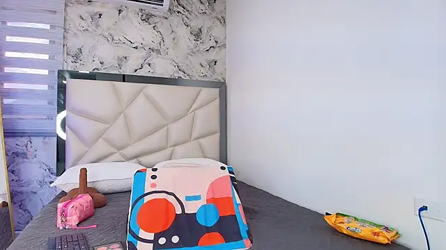 carol juicyy online show from November 26, 2025, 7:14 pm