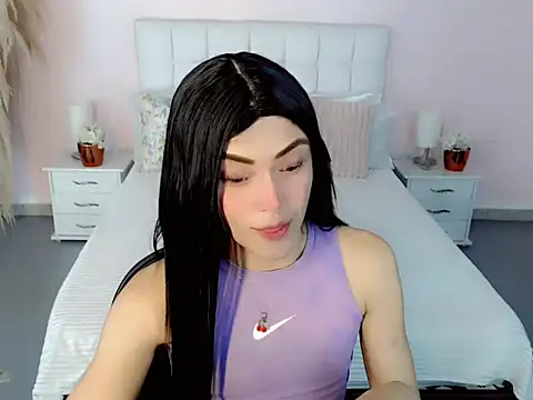 nathalialoes1 online show from October 18, 2025, 7:27 pm