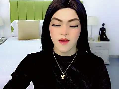 nathalialoes1 online show from September 27, 2025, 7:31 pm