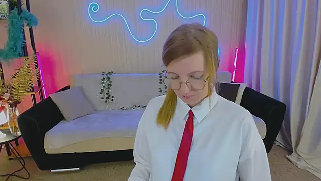 YourUniverser online show from October 15, 2025, 4:22 am