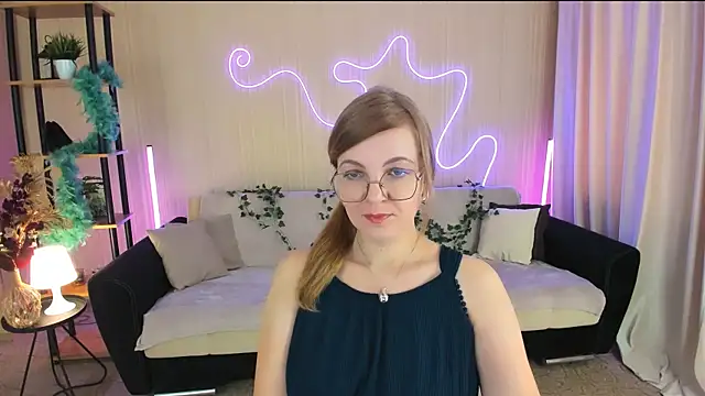 YourUniverser online show from November 10, 2025, 9:25 am