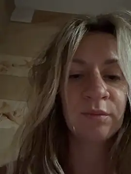 EvvaMur online show from September 29, 2025, 12:50 am