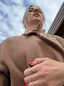 EvvaMur online show from September 11, 2025, 1:38 am