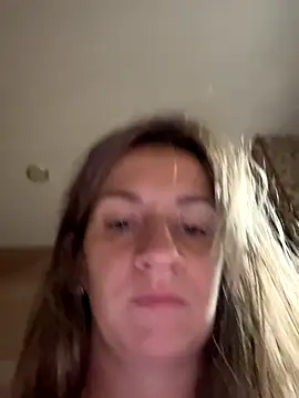 EvvaMur online show from September 9, 2025, 1:38 am