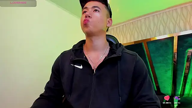 Draven Marceaux online show from September 21, 2025, 1:49 pm