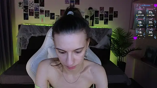 kaleriyaa  online show from November 4, 2025, 1:31 am