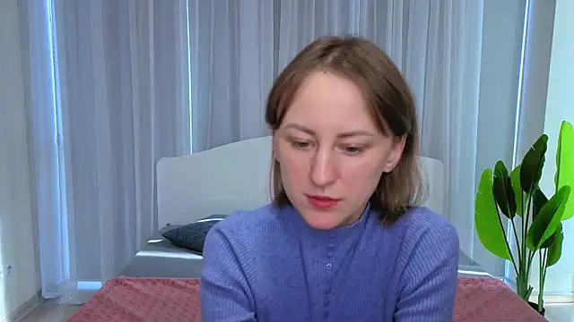 LuluChiiii online show from October 15, 2025, 10:23 am