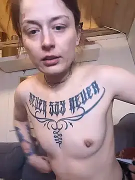 marijacucu online show from April 15, 2026, 7:58 pm