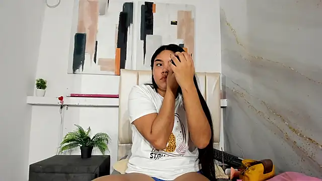 shanon marel online show from September 19, 2025, 12:20 pm