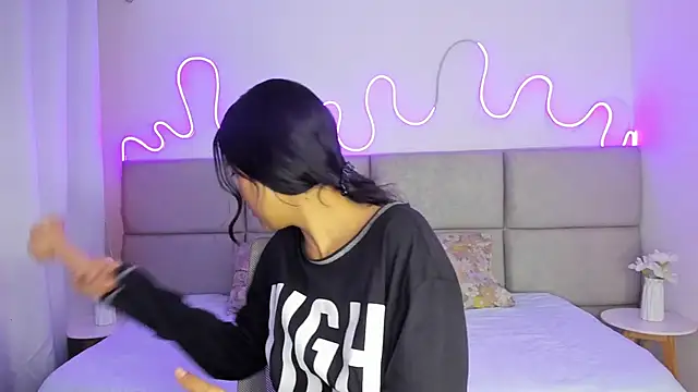 Abrill 2 online show from February 10, 2026, 10:53 pm