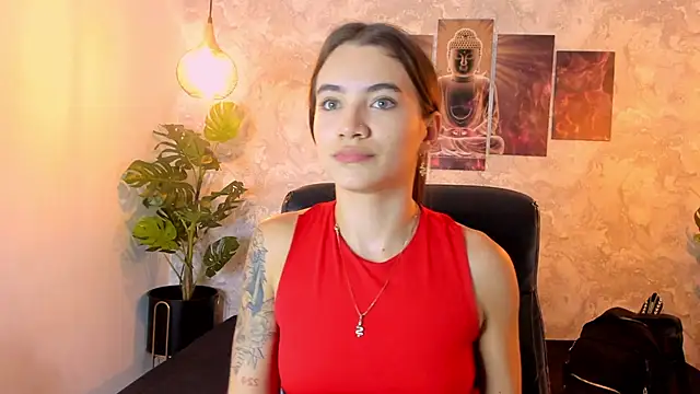 aitana baker  online show from November 26, 2025, 7:14 pm