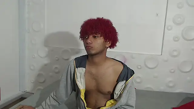 felipecams123 online show from November 22, 2025, 1:04 am