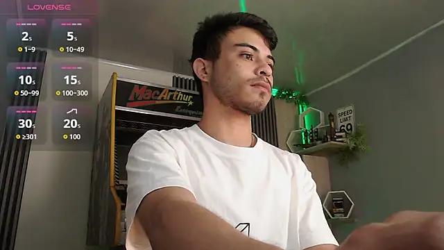 Bastian MCcormick online show from September 12, 2025, 12:16 pm