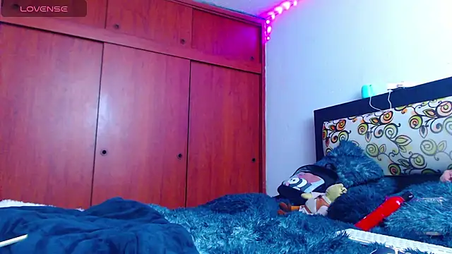 Snapshot of Cristalhottie2324 chatting on October 1, 2025, 10:41 am Cristalhottie2324 online show from October 1, 2025, 10:41 am