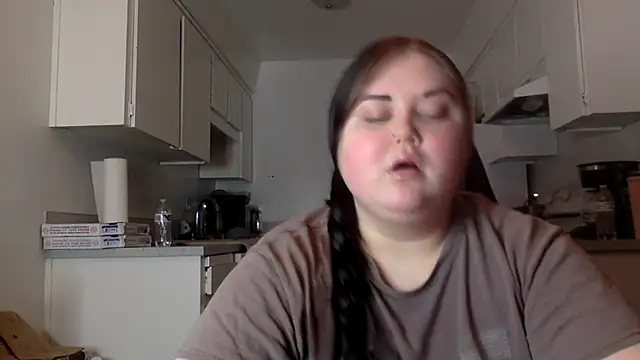 JJbaby1 online show from September 30, 2025, 1:17 pm