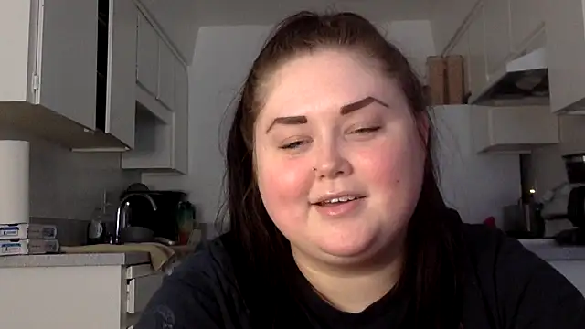 JJbaby1 online show from September 23, 2025, 7:32 pm