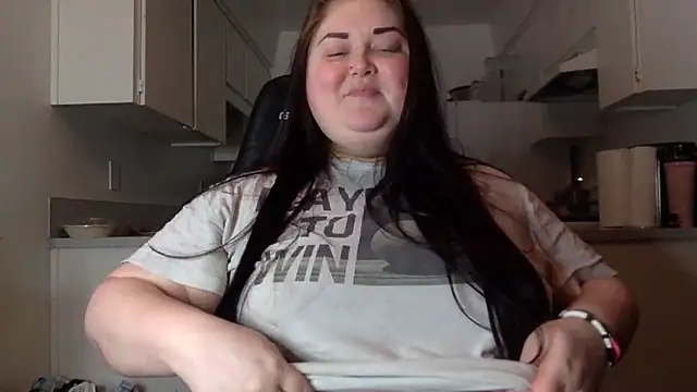 JJbaby1 online show from October 5, 2025, 1:02 pm