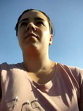 CutieMarine online show from September 24, 2025, 12:33 pm