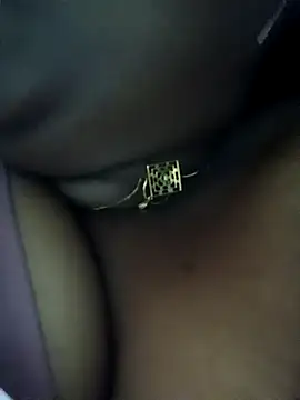 Snapshot of Hotty-rosni chatting on September 29, 2025, 1:01 am Hotty-rosni online show from September 29, 2025, 1:01 am