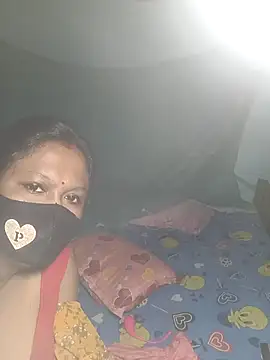 Snapshot of Hotty-rosni chatting on September 23, 2025, 10:28 pm Hotty-rosni online show from September 23, 2025, 10:28 pm