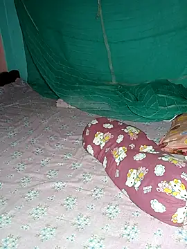 Snapshot of Hotty-rosni chatting on October 7, 2025, 11:28 pm Hotty-rosni online show from October 7, 2025, 11:28 pm