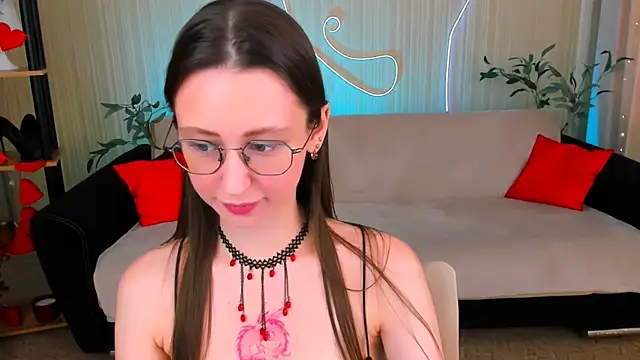 Snapshot of YourLovellyStory chatting on July 25, 2026, 11:49 am YourLovellyStory online show from July 25, 2026, 11:49 am