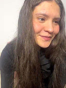 Snapshot of Emilyybennet_ chatting on October 15, 2025, 12:42 am Emilyybennet online show from October 15, 2025, 12:42 am