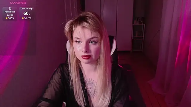 Snapshot of AngelicaHollywood chatting on March 20, 2026, 9:27 pm AngelicaHollywood online show from March 20, 2026, 9:27 pm