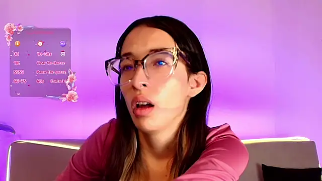 Emilia Bons online show from April 13, 2026, 2:43 pm