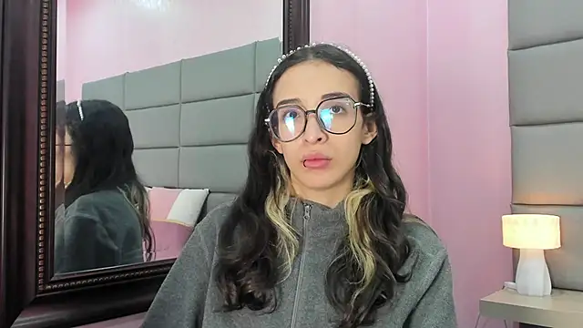 Emilia Bons online show from February 19, 2026, 1:30 pm