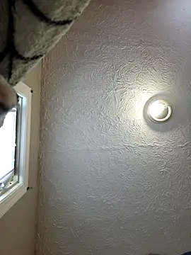 chocolate bella online show from December 14, 2025, 4:34 pm