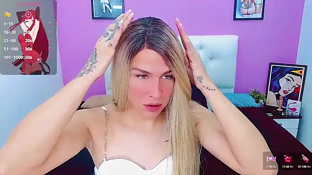 Snapshot of Azley_sweet chatting on September 8, 2025, 5:45 pm Azley sweet online show from September 8, 2025, 5:45 pm