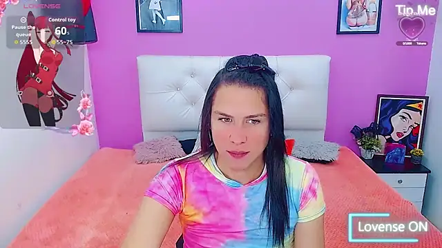 Snapshot of Azley_sweet chatting on October 1, 2025, 3:49 pm Azley sweet online show from October 1, 2025, 3:49 pm