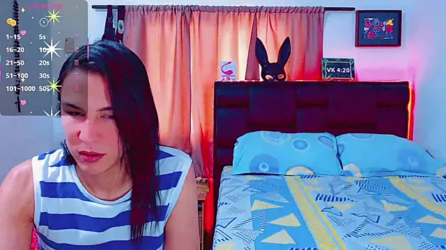 Snapshot of Azley_sweet chatting on March 17, 2025, 2:12 pm Azley sweet online show from March 17, 2025, 2:12 pm