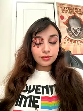 CharmingMaddie online show from October 10, 2025, 5:14 pm