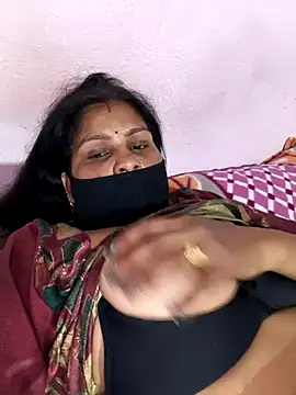 Love-pari077 online show from February 9, 2026, 9:40 am