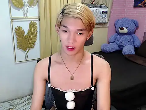 Snapshot of fuckerfriendsxx chatting on May 7, 2026, 5:49 pm fuckerfriendsxx online show from May 7, 2026, 5:49 pm