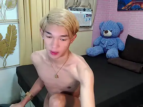 Snapshot of fuckerfriendsxx chatting on April 26, 2026, 10:56 am fuckerfriendsxx online show from April 26, 2026, 10:56 am