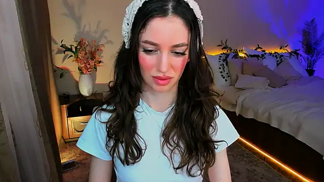 ChristinaConteeree online show from September 20, 2025, 11:26 am