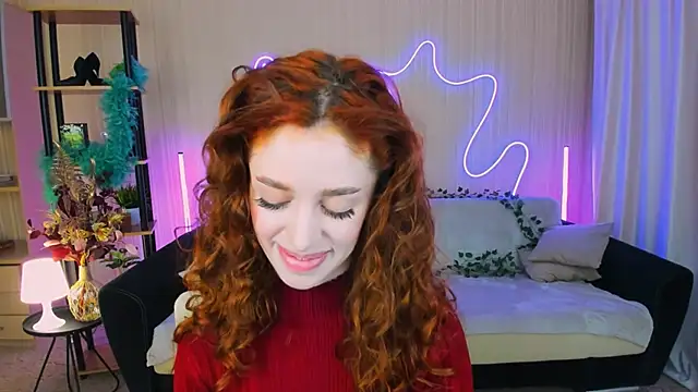 ChristinaConteeree online show from November 13, 2025, 1:26 pm