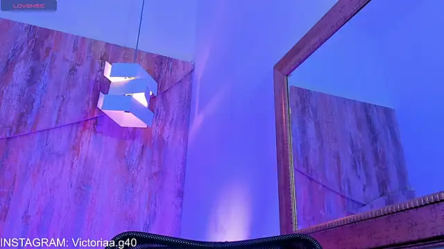 Snapshot of victoria_giraldo chatting on September 30, 2025, 4:13 pm victoria giraldo online show from September 30, 2025, 4:13 pm